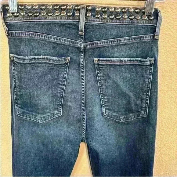 AGOLDE “Roxanne Super Hi Rise Skinny"
Studded Jeans Size 26 Excellent Condition! - Picture 7 of 10
